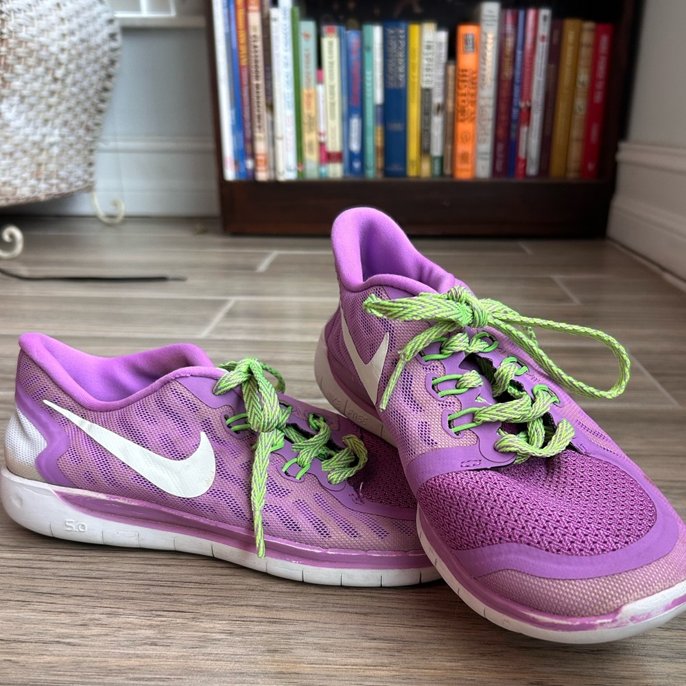 Nike Women's Purple and Green Athletic Shoes